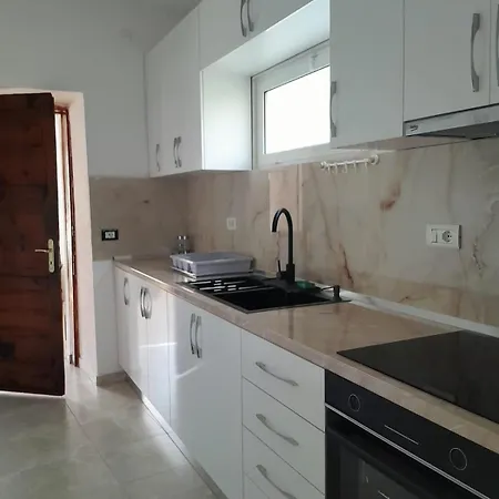 Villa Mael House *